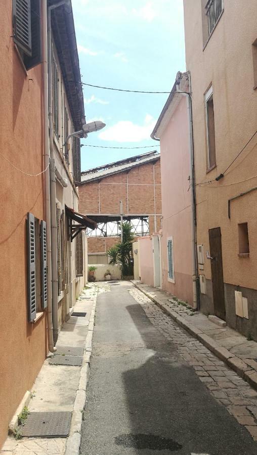 Studio Idealement Place, Calanques Et Centre Ville La Ciotat Dış mekan fotoğraf